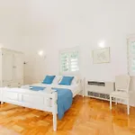 Villa Arteum